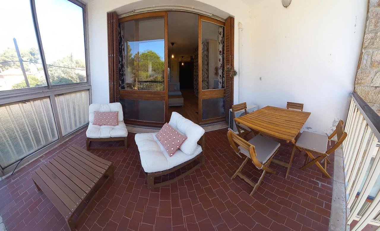 Loft Climatise "La Pinede", 50 M2, Tres Calme, 5 Mn A Pied Des Plages, Lit King Size La Seyne-sur-Mer Eksteriør billede